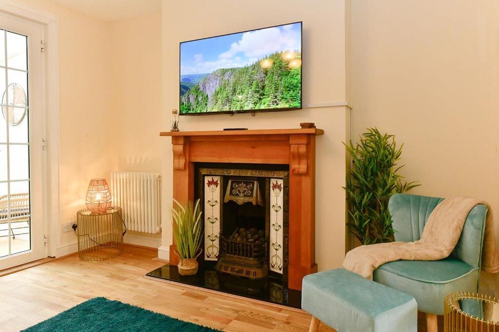 Just Stay Wales - Castle Square Cottage, Mumbles ภายนอก รูปภาพ