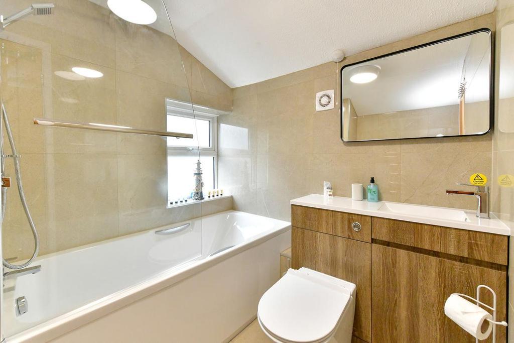 Just Stay Wales - Castle Square Cottage, Mumbles ภายนอก รูปภาพ